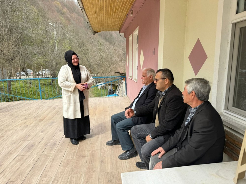 Moldovalı gelin, köye muhtar adayı oldu... Kapı kapı dolaşıp destek istiyor