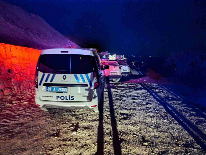 Seyir tepesinde korkunç gece! 3 kişiyi öldürdü - Resim : 1