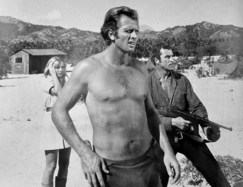 barbara-bouchet-ron-ely-fernando-lamas-tarzan-1968.jpg