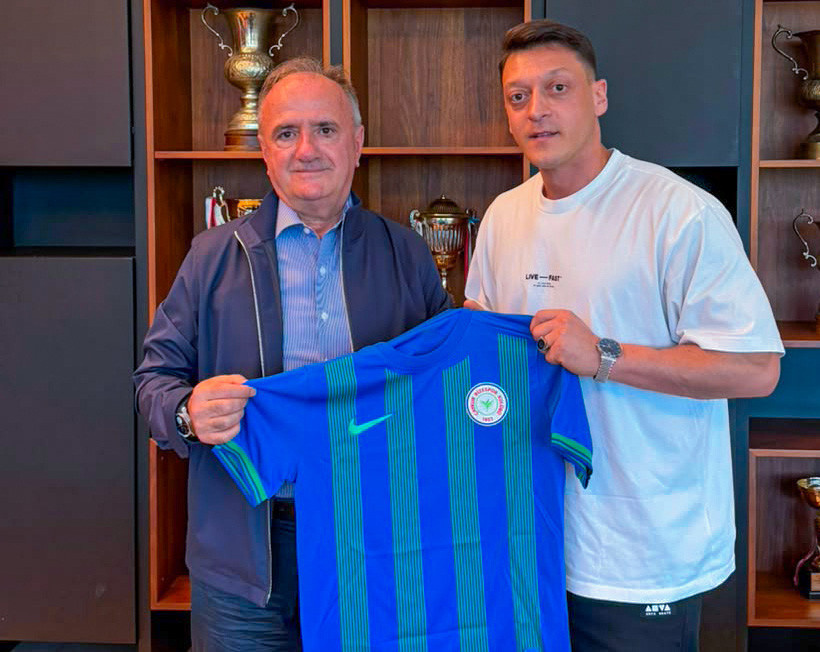 Süper Lig ekibi Mesut Özil'le resmen anlaştı - Resim : 1