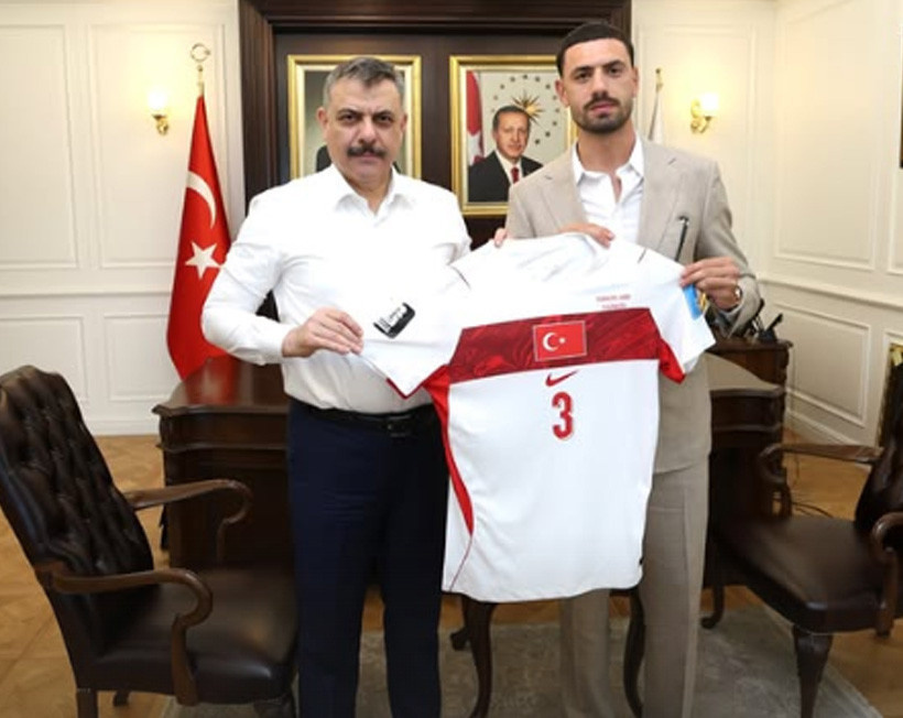 Merih Demiral Devlet Bahçeli'yi ziyaret etti: Sonra Mustafa Çiftçi ve Mevlüt Çavuşoğlu'na gitti - Resim : 1