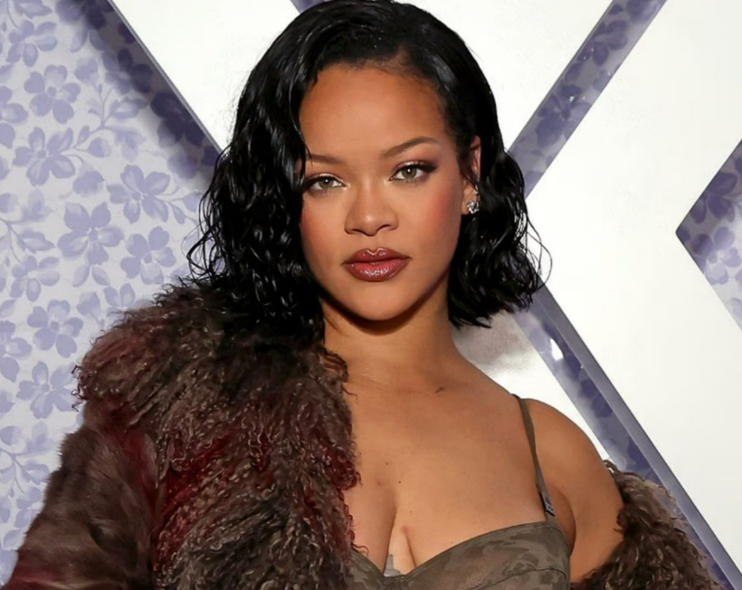 Rihanna'nın takip ettiği hesap şaşırttı! Ankara detayı olay oldu