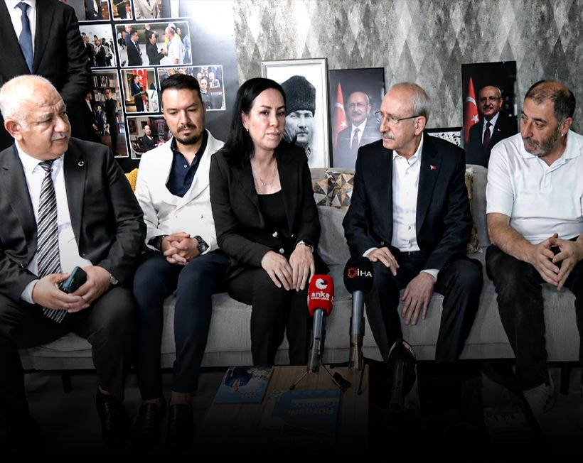 Kılıçdaroğlu yine çarşı pazar gezemedi! Kendi resimleriyle süslenmiş ofis ziyaretine esnaf ziyareti dedi - Resim : 1