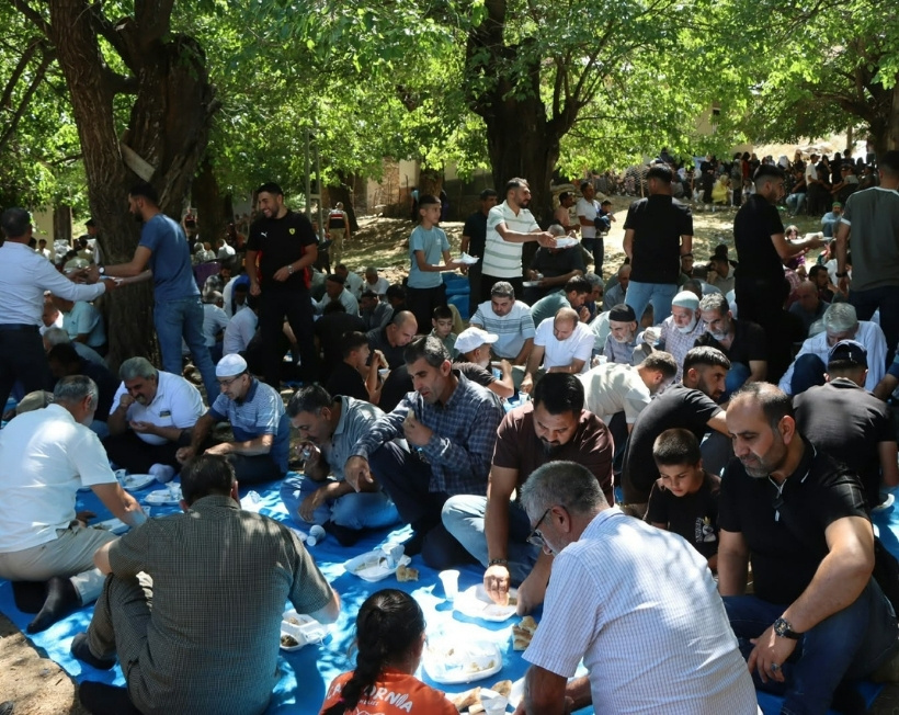 Bu geleneği yerine getirmezlerse uğursuzluk geliyor: 300 yıldır kesintisiz sürdürüyorlar