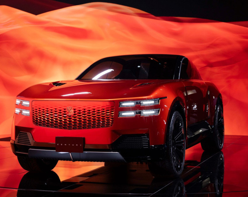 Sadece Japon elitlerine yapılıyordu: Toyota’nın en lüks markası artık dünya sahnelerinde!