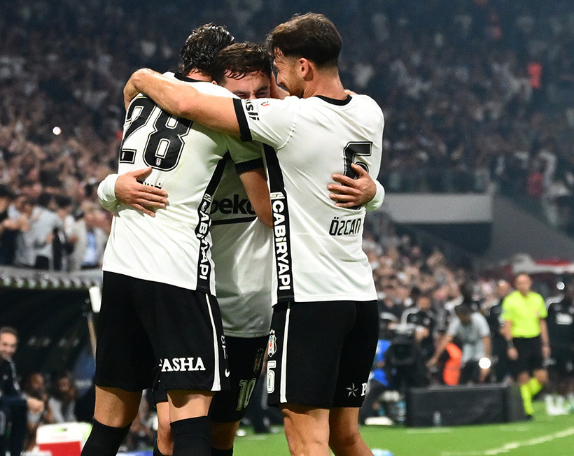 Beşiktaş evinde Kocaelispor'u mağlup etti: Milli aradan galibiyetle döndü - Resim : 1