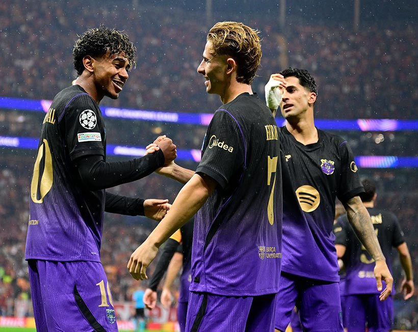 Galatasaray'ın çabası yetmedi: Barcelona farklı kazandı - Resim : 1