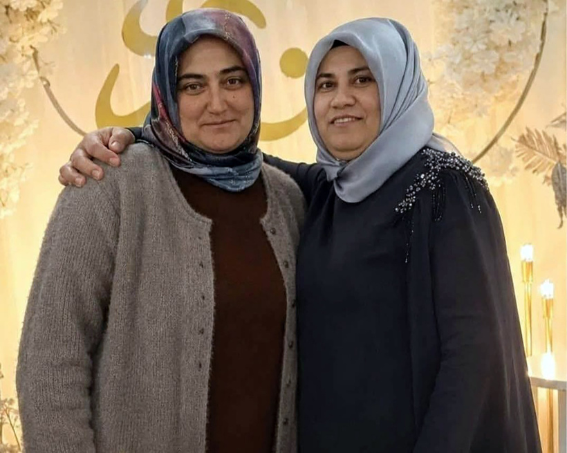 Dünürler, çocuklarının yuvasını hazırlarken can verdi: Gözyaşlarıyla defnedildiler - Resim : 4