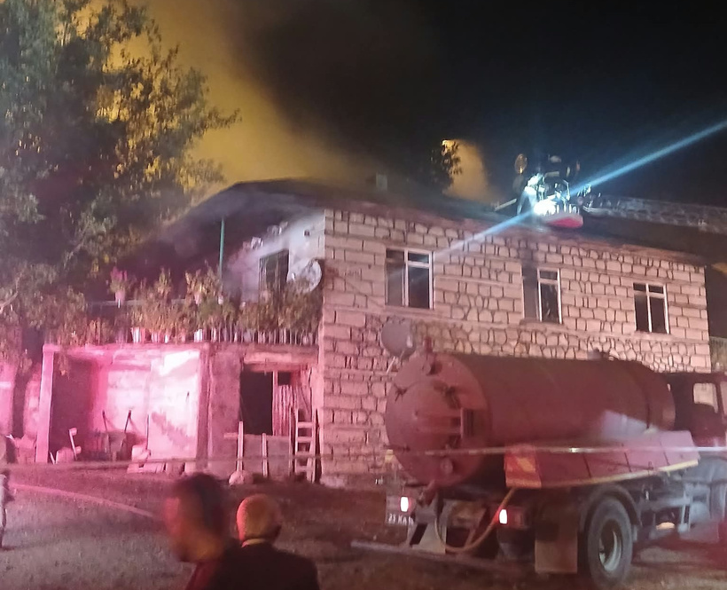 Birkaç parça altın için iki canı alıp evi ateşe verdiler - Resim : 4