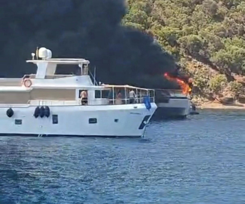 Son dakika | Fethiye'de 115 kişinin içindeki tekne alev alev yandı - Resim : 2
