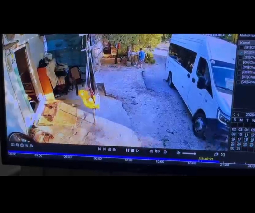 Minibüsle geri manevra yaparken oğlunu ezdi! 1,5 yaşındaki Yakup Emir hayatını kaybetti - Resim : 2