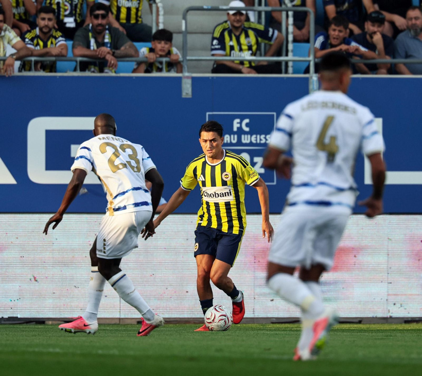 Fenerbahçe'nin yeni 10 numarası belli oldu: Formayı giydi bile - Fotoğraf: 4