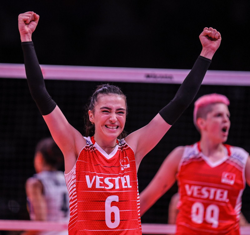 Saliha Şahin veda etti: Yanlışı yıllar sonra düzeltti - Fotoğraf: 6