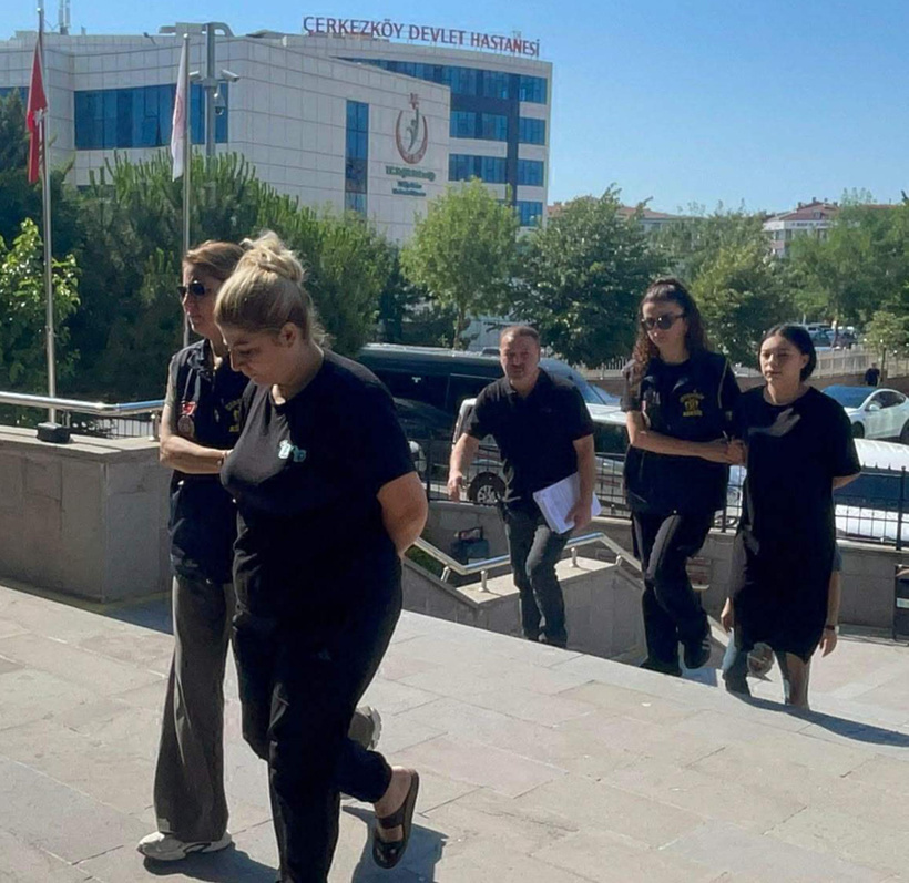 Marketten bebek maması çalan iki kadın tutuklandı - Resim : 4