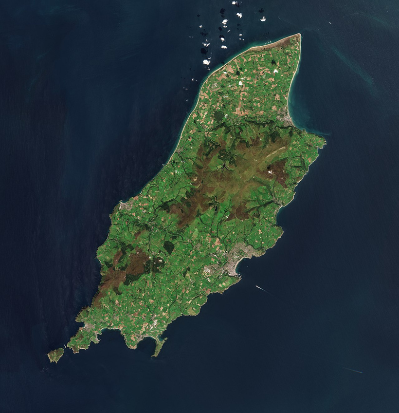 1280px-isle-of-man-by-sentinel-2.jpg