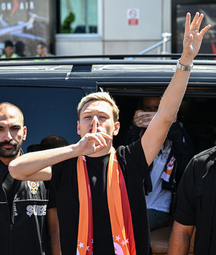 Galatasaray'ın yeni transferi İstanbul'da: İlk işi bu oldu - Resim : 2
